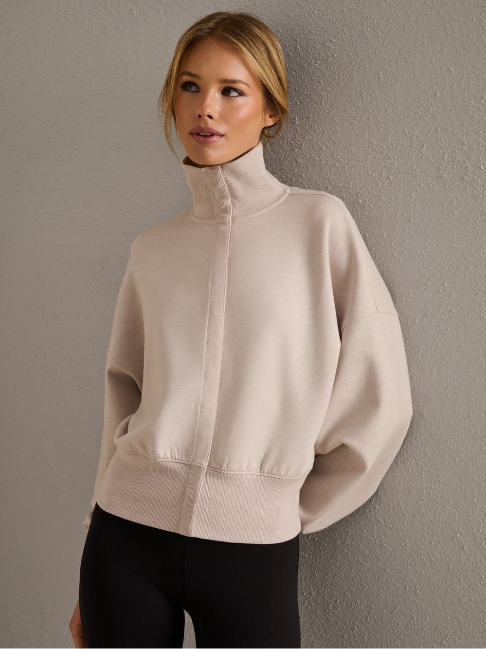 Rhône Dreamglow Snap Jacket in Sand